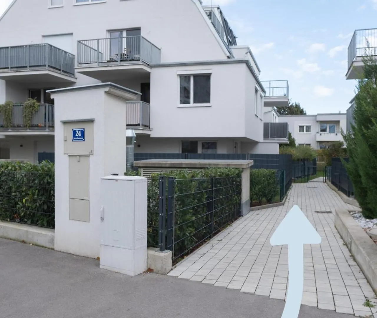 Modern Apartment W/ Cozy Balcony Near City Center فيينا 0*,  النمسا