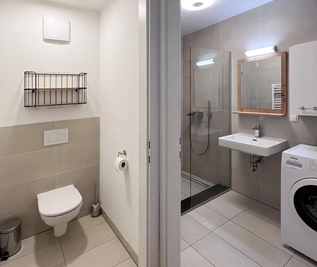 Modern Apartment W/ Cozy Balcony Near City Center فيينا النمسا